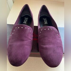 Brash Women’s Faux Suede Plum Flats,  7 1/2